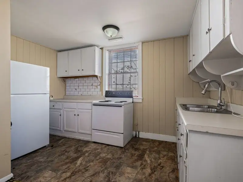 Historic Bungalow and Detached Unit on Main St with Commercial Potential