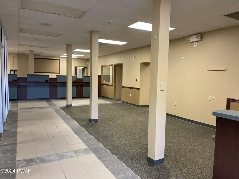 26,000 Sq Ft Commercial Building on 3.27 Acres in Northern Poconos
