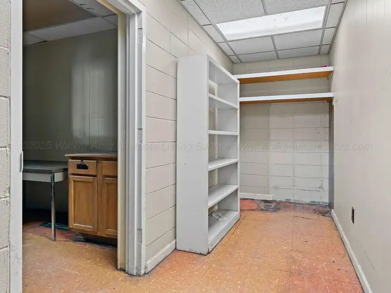 Versatile 8,370 Sqft Property with Storage and Kitchen Near Interstate