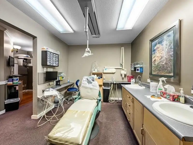 Versatile Office Space in Central Durango with Dental/medical History and Ample Parking