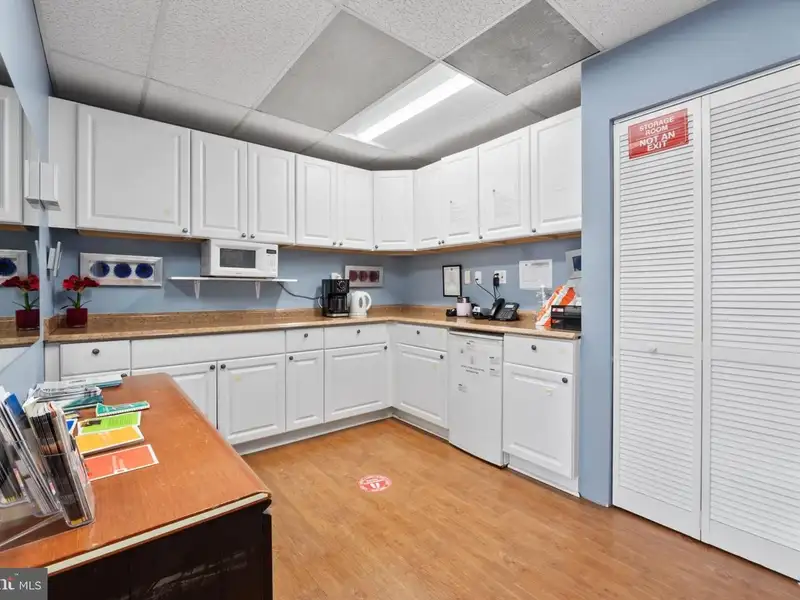 Commercial Condo Townhouse in Gaithersburg's Opportunity Zone with Office Space and Parking