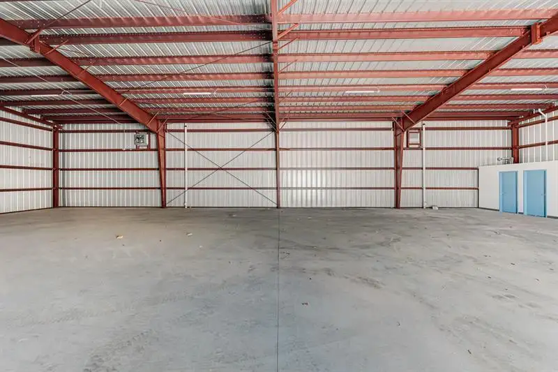 10,000 Sq Ft Warehouse Space for Lease in Pompano Beach, B-4 Commercial Zoning