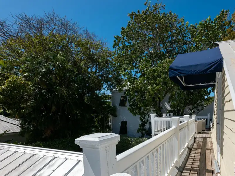 Boutique Guesthouse in Historic Old Town Key West with 15 Deluxe Rooms