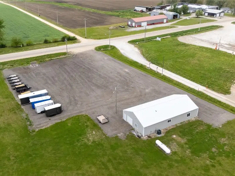 Commercial Building on Highway 20 Near Jesup, Ia with 4 Acres of Potential
