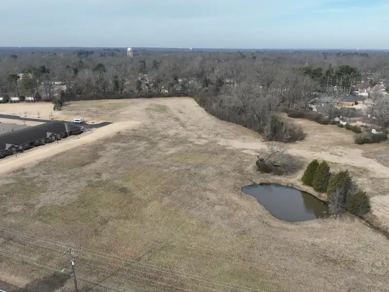 13.84-acre Commercial Parcel in Prime Bartlett Location