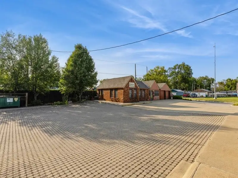 Vintage 4-bedroom Beaverdale Brick Home with Office Suites in Historic Valley Junction