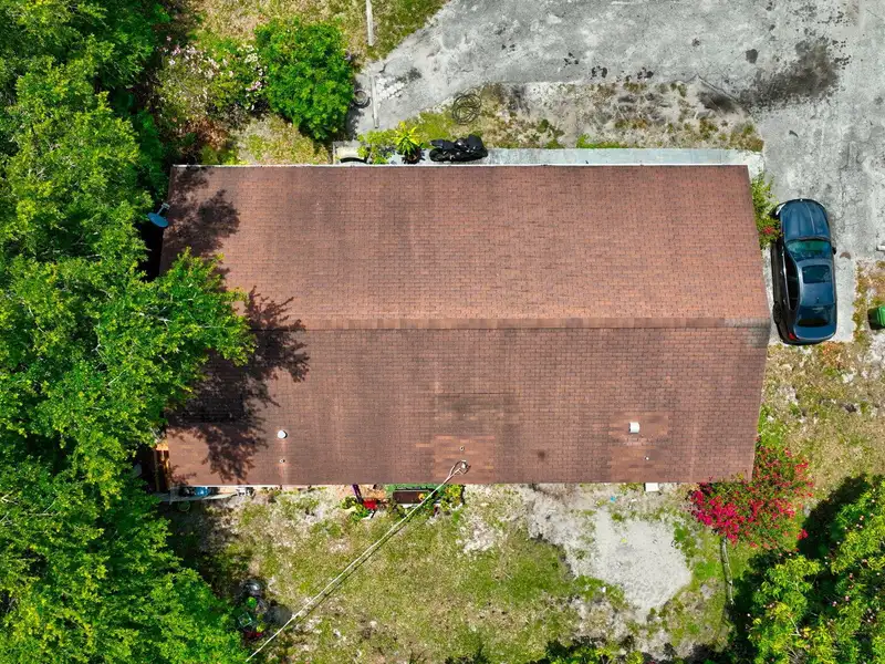 Well-maintained 6-unit Multifamily Property in South Florida with Value-add Potential