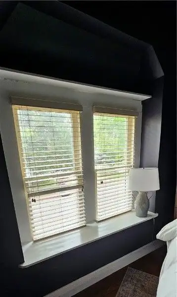 Charming Airbnb Cottage on Historic Loop with Upgrades and Large Entertaining Deck