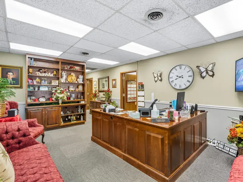 Multi-use Church Property with School and Daycare Facilities in Prime Location