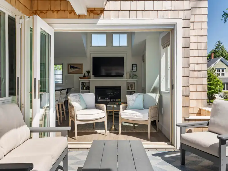 High-end Restaurant Space with Outdoor Dining and Residential Unit in Ogunquit