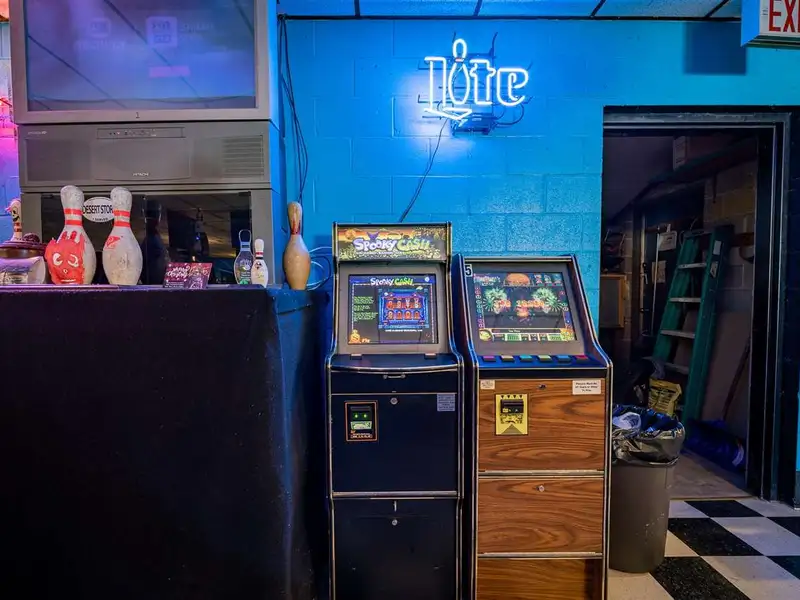 Turn-key Bowling Alley and Real Estate in Winneconne with 16 Lanes and 14,000 Sq Ft