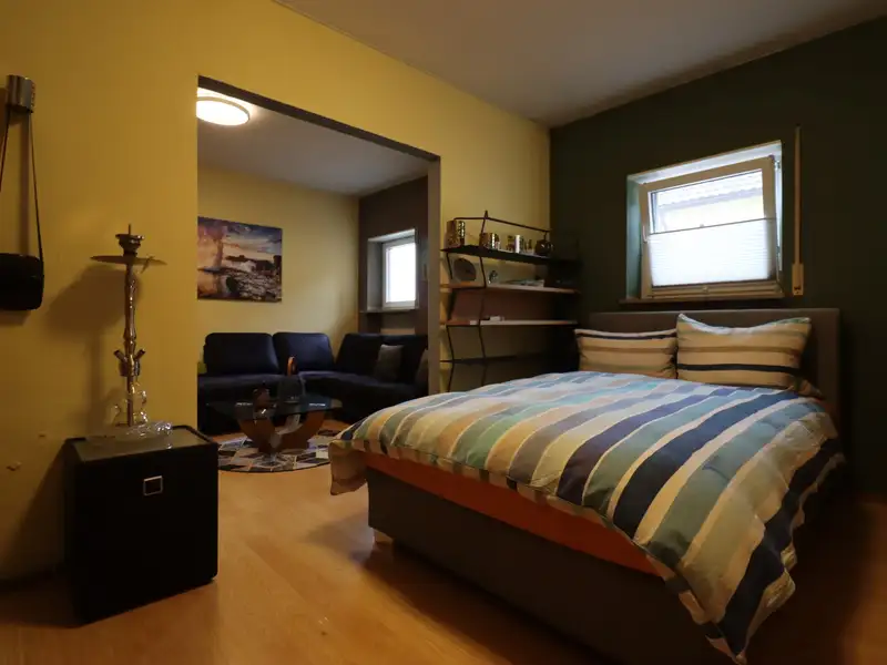 Restaurant and Guest Accommodation with Owner's Apartment in Modernized Facility