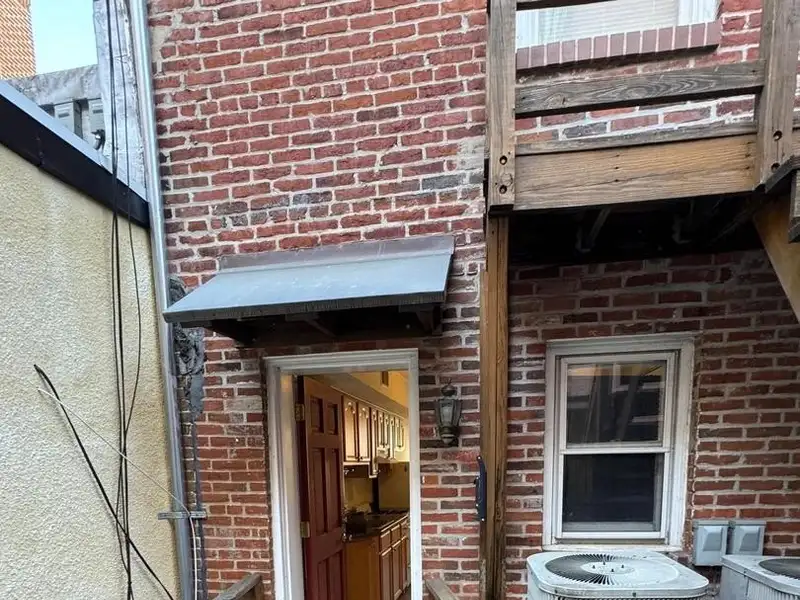 Multi-use Property in Historic Fell's Point with Two Units and Separate Entrances