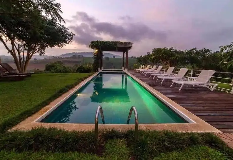 Asclepios Hotel: Profitable 12-bedroom Investment in Tambor, Alajuela with Sustainable Features