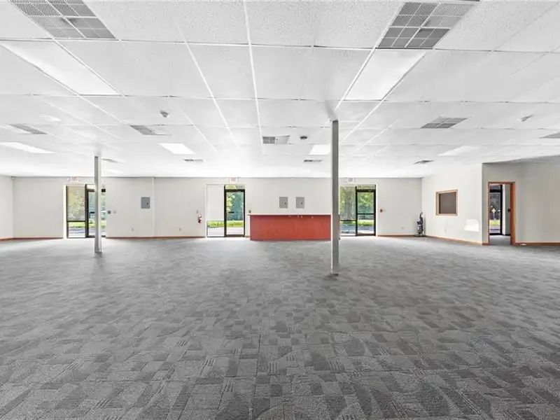 Versatile Commercial Building in Prime Location