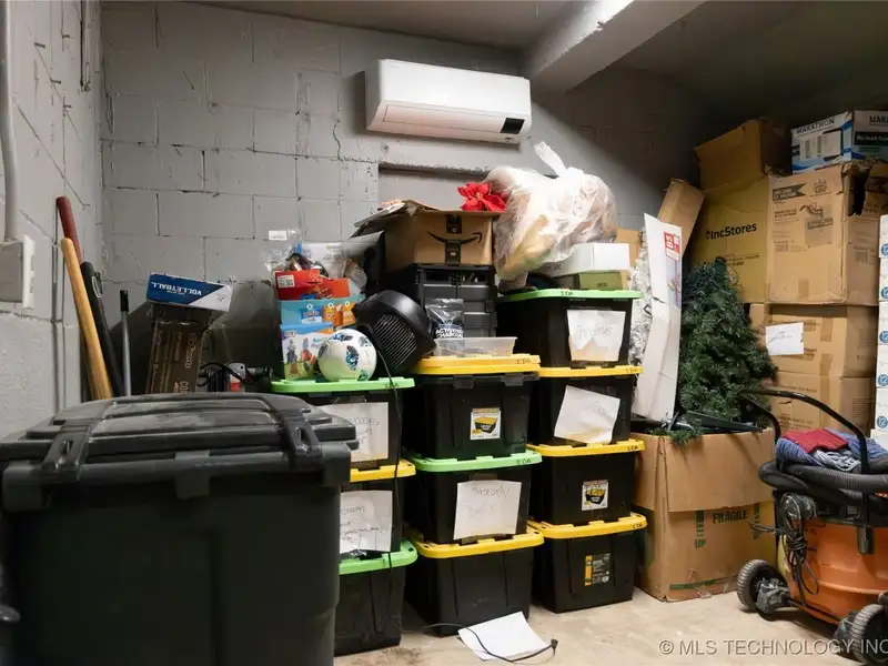 Versatile 5200+ Sf Commercial Property with Walk-out Basement in Prime Location