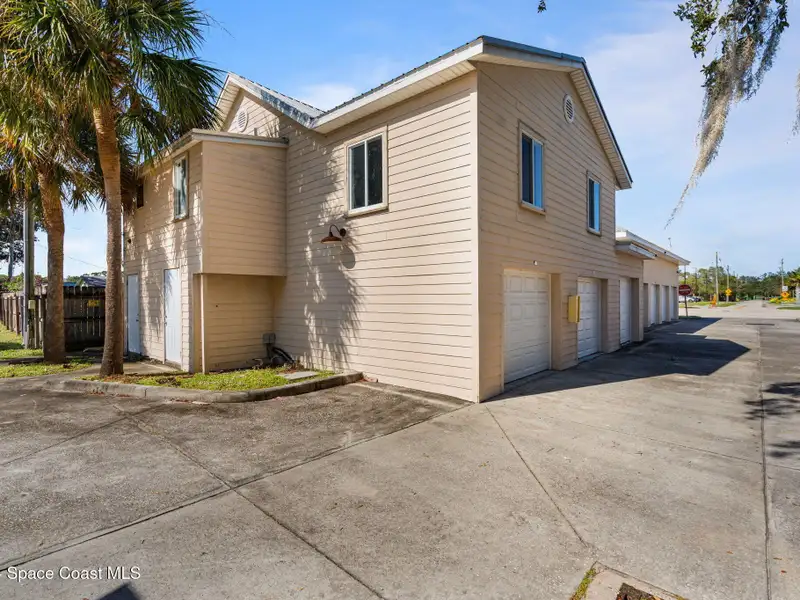 Turnkey 17-unit Storage Facility in Prime Melbourne Location