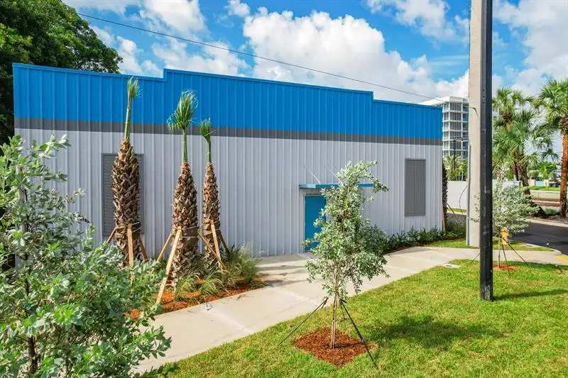 10,000 Sq Ft Warehouse Space for Lease in Pompano Beach, B-4 Commercial Zoning