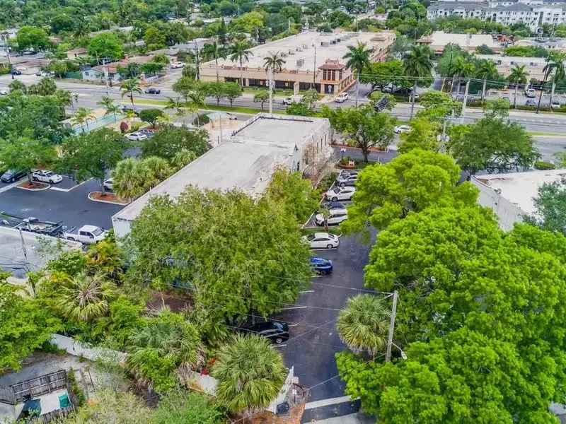Versatile B-hc Zoned Commercial Property with Office and Retail Space