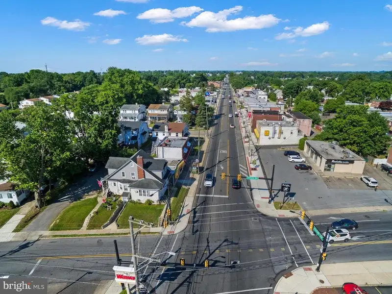 Established Bar and Liquor License for Sale in Glenolden, Pa