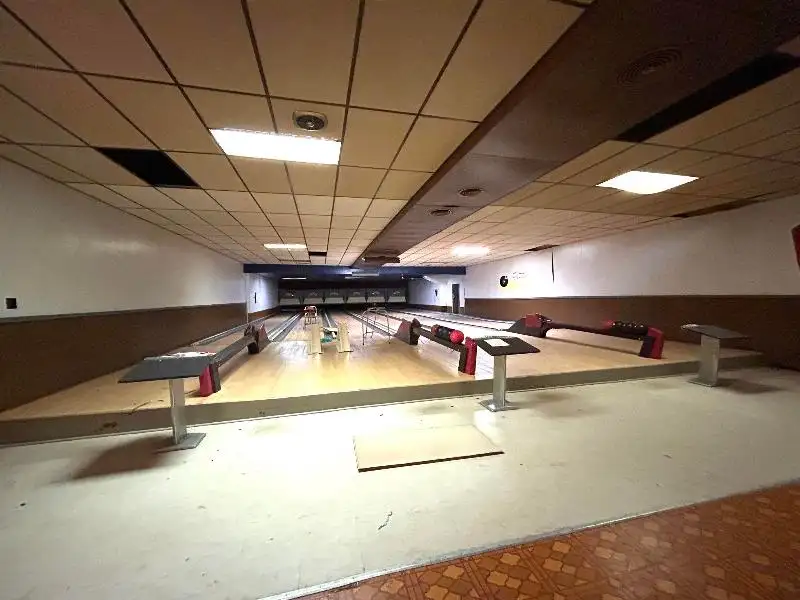 Turnkey Bar & Grill with Bowling Alley in Rural Wisconsin