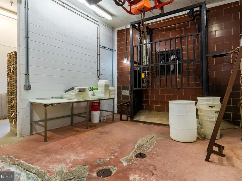Established Meat Market and Processing Facility on 7 Acres Near Raystown Lake