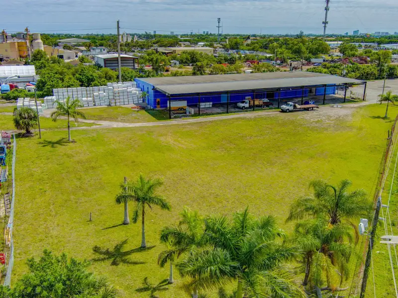 Versatile Industrial Building with Office Space and Storage on 2.71 Acres in Riviera Beach, Fl
