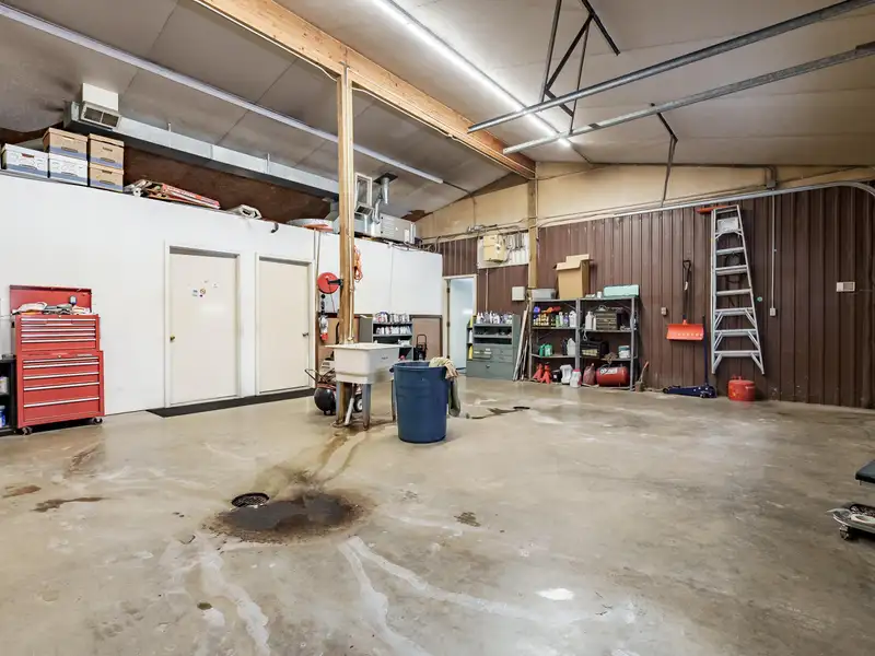 Commercial Development Opportunity on High-traffic Shaver Road, Ideal for Retail or Office