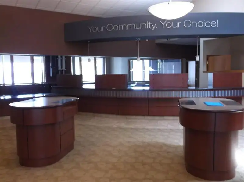 Class a Office Condo for Lease in Oshkosh - 9000+ Sf with Multiple Offices and Parking