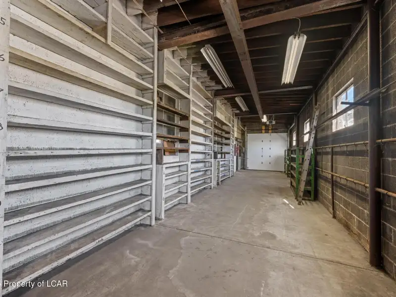 8,000+ Sq Ft Versatile Building in Central Wyoming Near Wyoming Ave