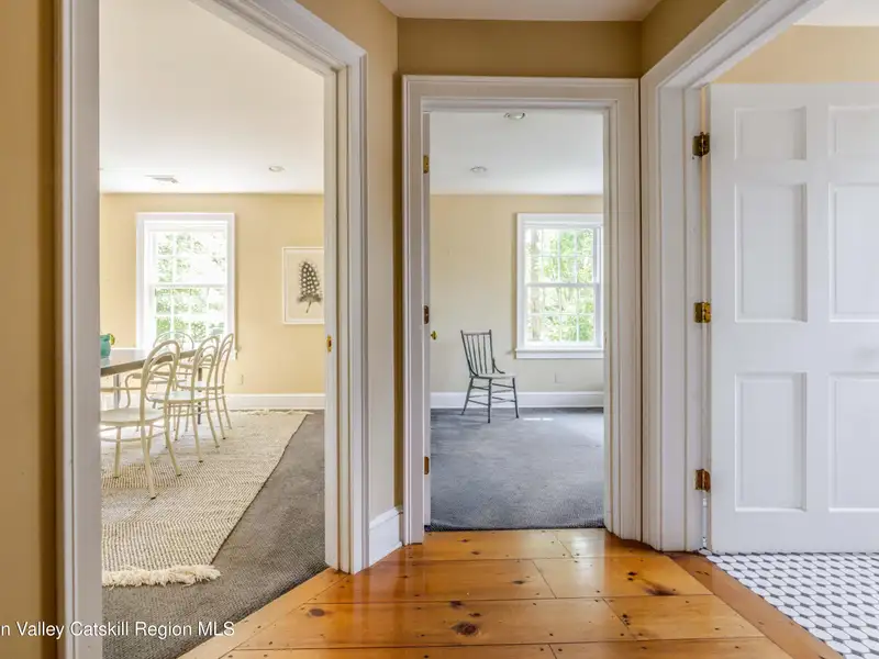 Historic Mixed-use Landmark in Kinderhook Village with Restaurant and Flexible Suites