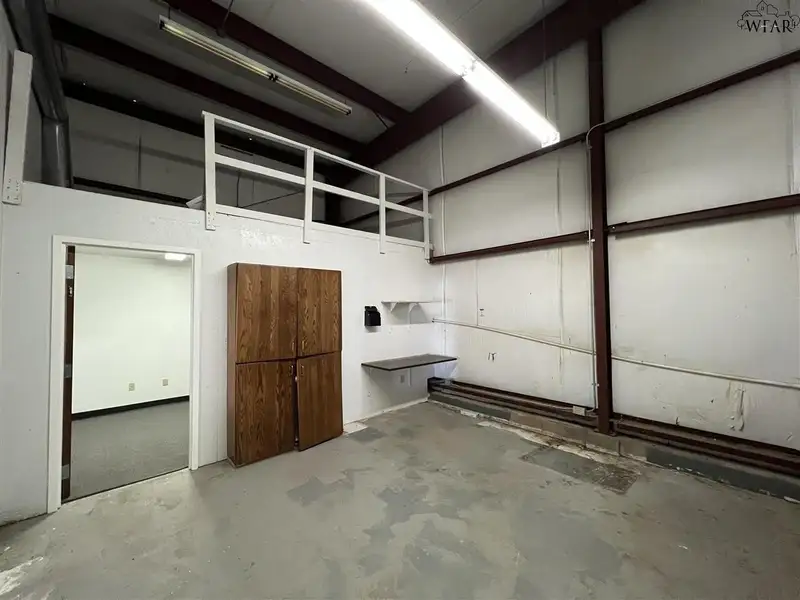 Warehouse Space with Offices and Loading Docks on 1.5 Acres, Convenient Location
