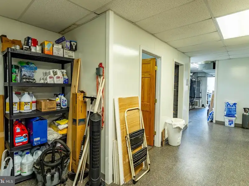 Established Restaurant with Commercial Kitchen and 120+ Seating in Hardy County