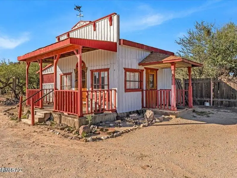 Unique Old West Movie Set and Museum in Gammons Gulch