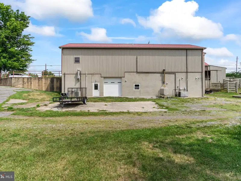 Established Meat Market and Processing Facility on 7 Acres Near Raystown Lake