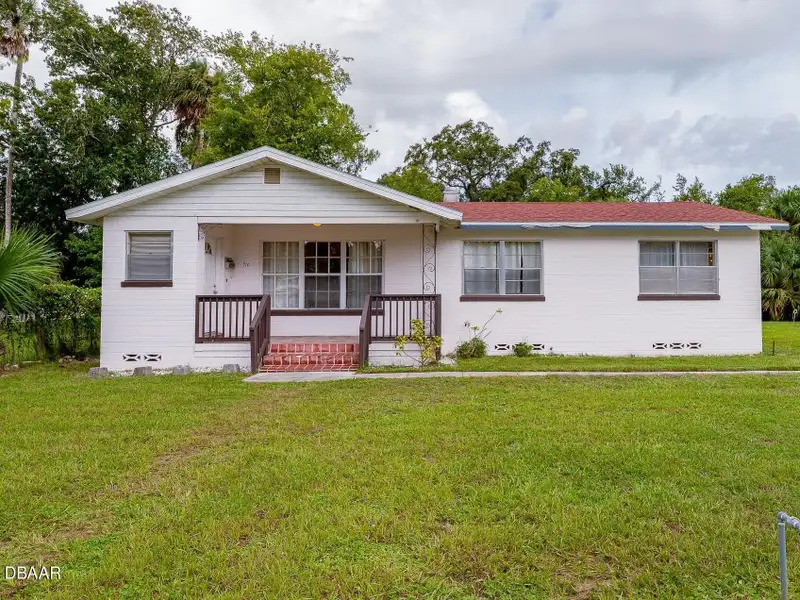 Zoned Sfr-5 Single Family Home on 1/4 Acre Ideal for Office Use