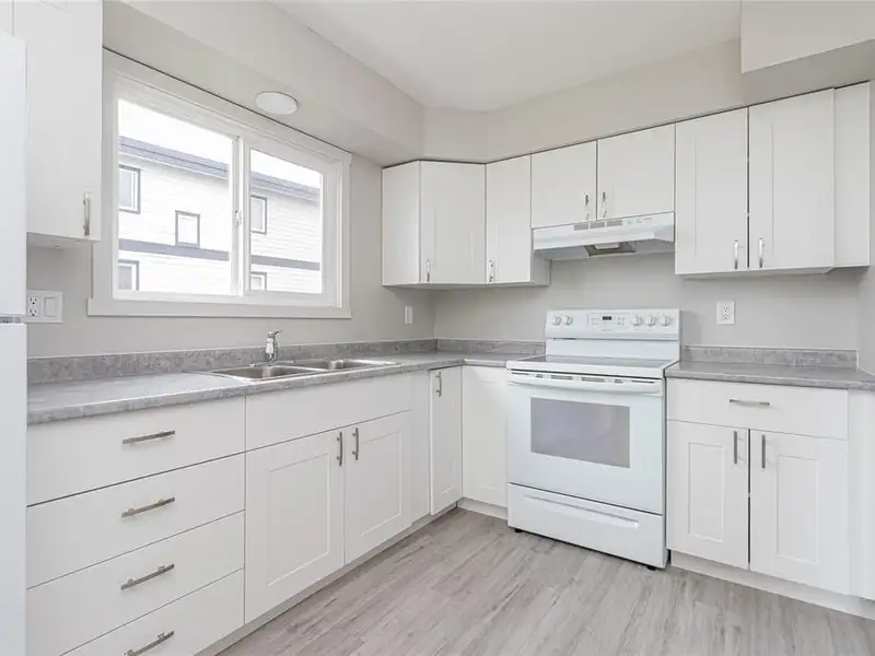 Ocean View 5-plex Apartment Building in Ladysmith with Development Potential