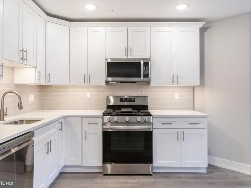 Multifamily Investment Property in Philadelphia's 19143 - Five 2-bedroom Units