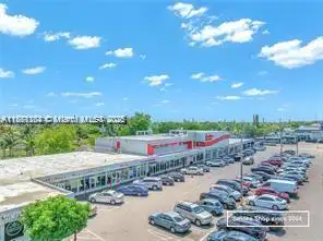 Modern Retail Plaza with 6.85% Noi in Miami Gardens, Fl - Icon Plaza