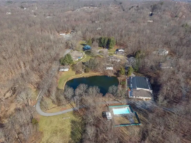 Versatile 75-acre Retreat Center in Hyde Park with Multiple Buildings and Amenities