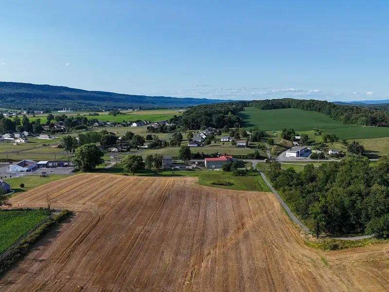 Established Meat Market and Processing Facility on 7 Acres Near Raystown Lake