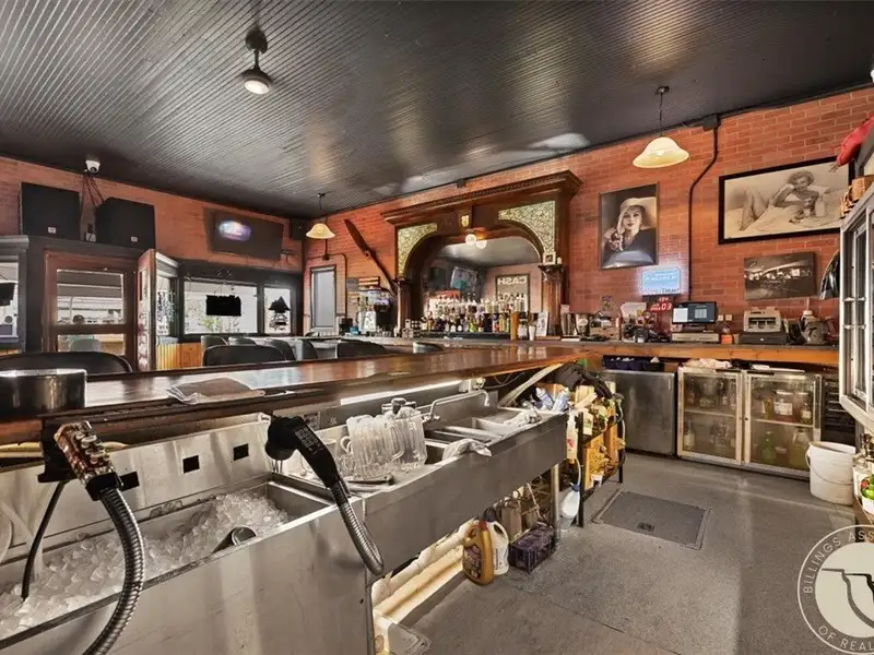 Renovated Saloon with Licenses Near Red Lodge and Beartooth Highway, Includes Living Space