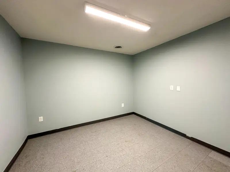 Versatile Commercial Property on Highway 25 N, Corbin with Showroom and Office Spaces