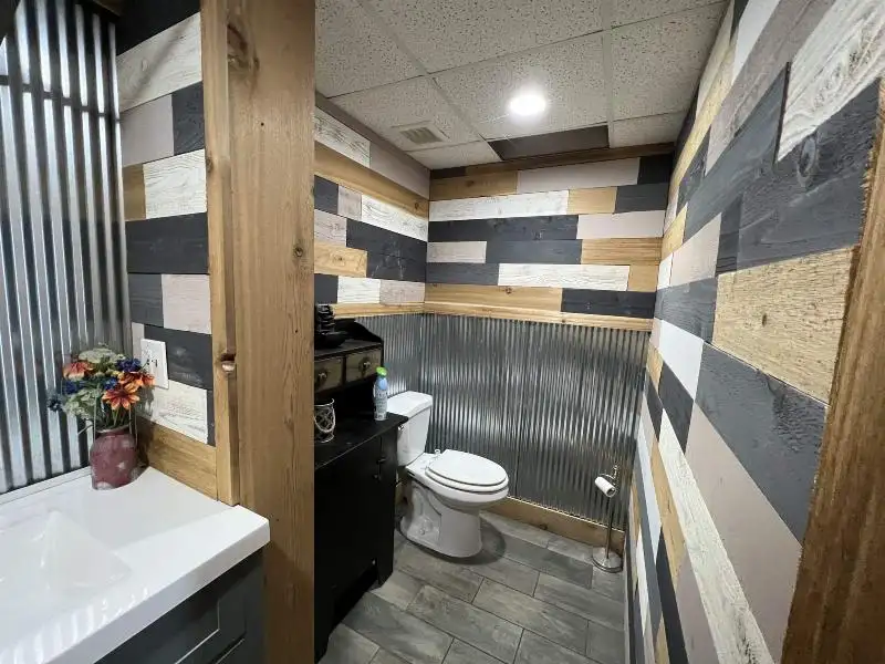 Versatile Mixed-use Property with Office Space and Storage in Residential Area