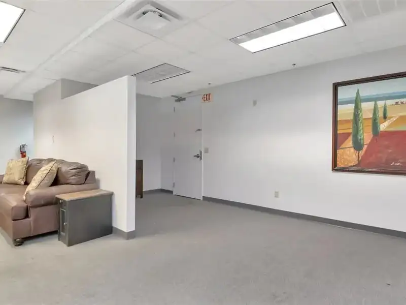 Office Condo in Downtown Tampa's Channel District with Parking and Retail Amenities