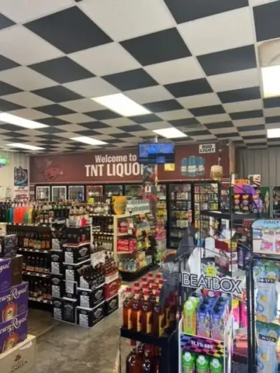 Established Truck Stop and Convenience Store with Restaurant in High-traffic Location