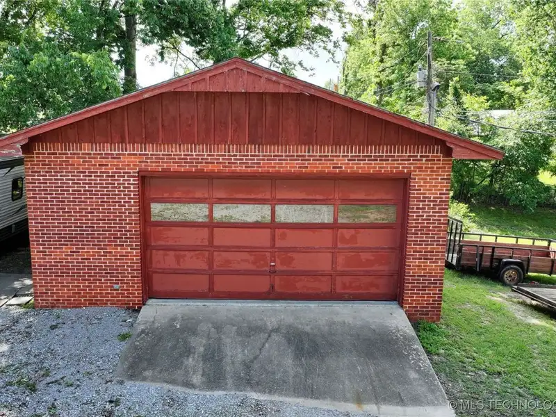 Historic 25-unit Resort on Hwy 51 Near Lake Fort Gibson, Wagoner, Oklahoma