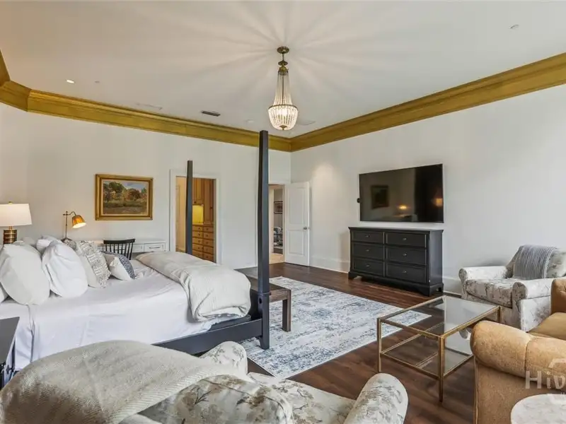Turnkey Commercial Zoning Condos with Stvr Permits in Prime Savannah Landmark District