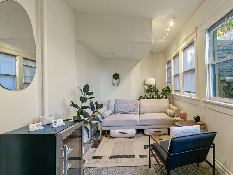 Historic Office Building in Denver's Uptown with 21 Offices and Modern Amenities