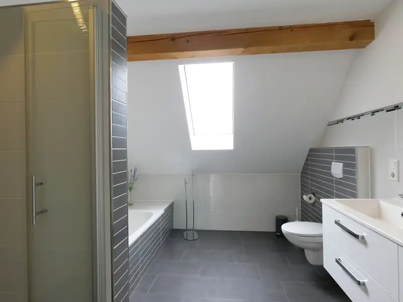 Versatile Residential and Commercial Property in Bad Lippspringe with Garden and Parking